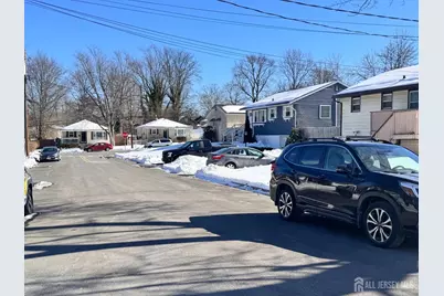 4 Rocky Brook Court, Hightstown, NJ 08520 - Photo 4