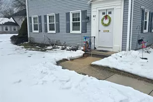 82 Dorset Ln, Monroe Township, NJ 08831 - Photo 2