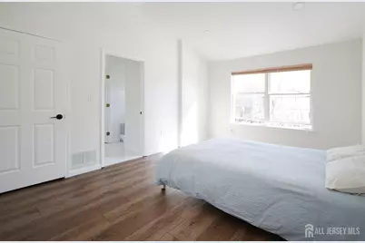 42 Pennsbury Way, East Brunswick Township, NJ 08816 - Photo 22