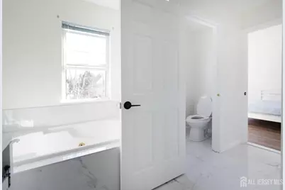 42 Pennsbury Way, East Brunswick Township, NJ 08816 - Photo 26