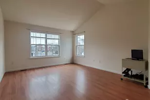 202 Alder Ct, New Brunswick, NJ 08901 - Photo 12