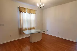 202 Alder Ct, New Brunswick, NJ 08901 - Photo 8