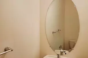 202 Alder Ct, New Brunswick, NJ 08901 - Photo 22