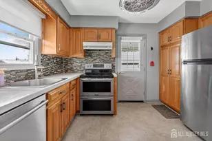 24 4th Ave, Port Reading, NJ 07064 - Photo 12