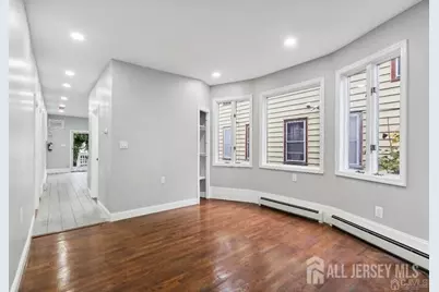 29 S 2nd Avenue S, Highland Park, NJ 08904 - Photo 6