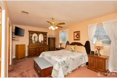 3 Hummingbird Lane, Edison, NJ 08820 - Photo 16