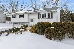 17 Sherry Rd, East Brunswick Township, NJ 08816 - Photo 4