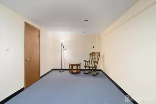 10 Elizabeth Ct, Edison, NJ 08817 - Photo 26