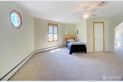 [Address not provided], Edison, NJ 08817 - Photo 32