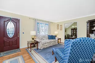 38 Longfellow Dr, Colonia, NJ 07067 - Photo 4