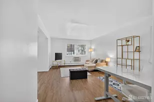 22 Lake Ave, East Brunswick Township, NJ 08816 - Photo 18