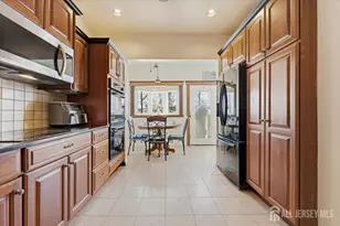 554 Barron Ave, Woodbridge Township, NJ 07095 - Photo 12