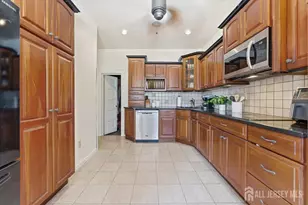 554 Barron Ave, Woodbridge Township, NJ 07095 - Photo 10