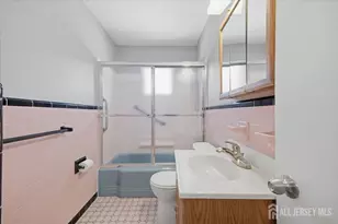 26 Louis Ave, South Bound Brook, NJ 08880 - Photo 10