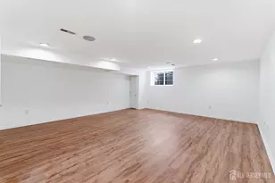 35 Harbor Bay Cir, Old Bridge Township, NJ 08879 - Photo 26