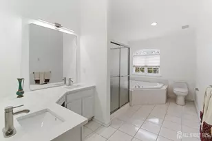 35 Harbor Bay Cir, Old Bridge Township, NJ 08879 - Photo 20