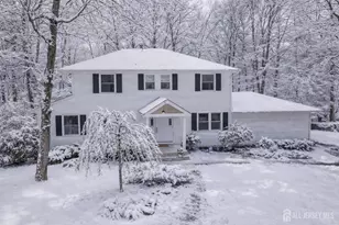 52 Yorktown Rd, East Brunswick Township, NJ 08816 - Photo 2