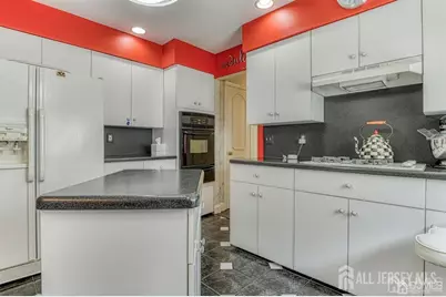 52 Yorktown Road, East Brunswick Township, NJ 08816 - Photo 12