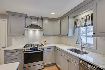 51 Linden Avenue, Metuchen, NJ 08840 - Photo 20