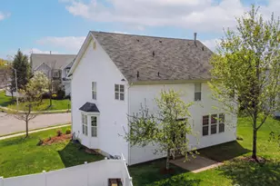 13 Skurka Ct, Sayreville, NJ 08872 - Photo 32