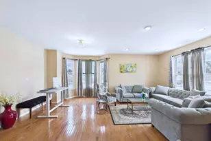 13 Skurka Ct, Sayreville, NJ 08872 - Photo 4