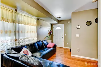 27 Newell Avenue, New Brunswick, NJ 08901 - Photo 4
