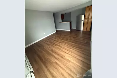 291 High Street #3, Perth Amboy, NJ 08861 - Photo 2
