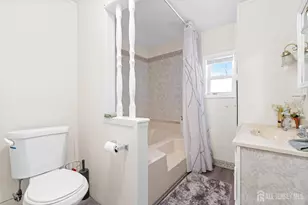 28 Dickens Rd, North Brunswick Township, NJ 08902 - Photo 14