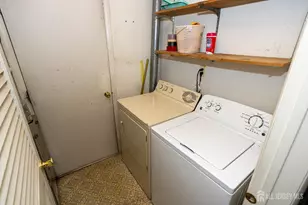 15 Hearthstone Dr, Edison, NJ 08820 - Photo 14