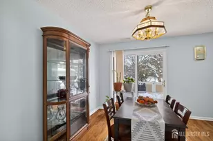 136 Hampshire Dr, Plainsboro Township, NJ 08536 - Photo 8