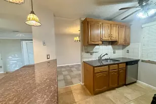 1 Carriage Pl, Edison, NJ 08820 - Photo 4