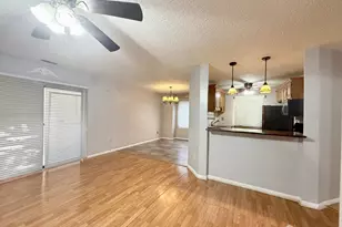 1 Carriage Pl, Edison, NJ 08820 - Photo 6