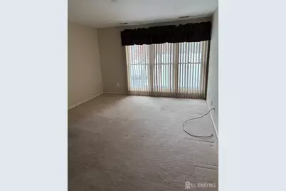 92 Heather Court, Edison, NJ 08872 - Photo 8