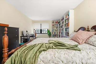 297 Alpine Way #C, Woodbridge Township, NJ 07095 - Photo 18