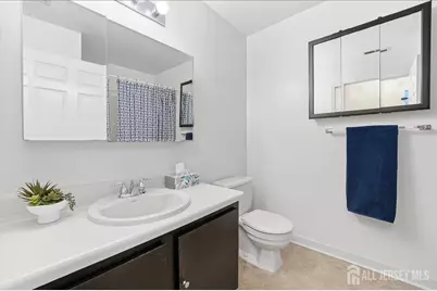 297 Alpine Way #C, Woodbridge Township, NJ 07095 - Photo 22