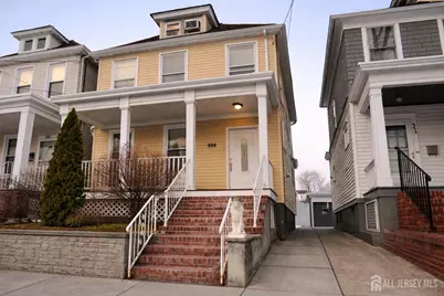 556 Compton Avenue, Perth Amboy, NJ 08861 - Photo 2