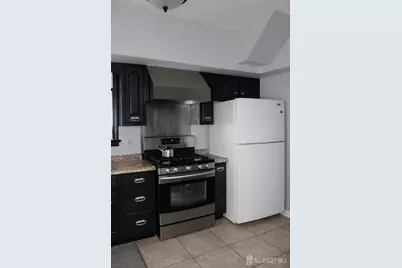 556 Compton Avenue, Perth Amboy, NJ 08861 - Photo 12