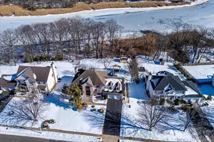 37 Jernee Dr, East Brunswick Township, NJ 08816 - Photo 6
