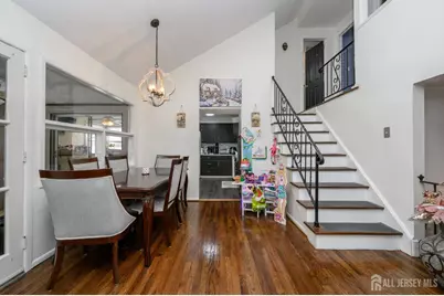 16 N Lincoln Avenue N, Colonia, NJ 07067 - Photo 10