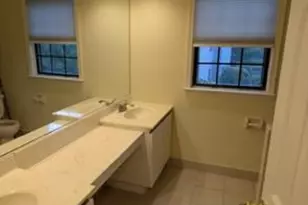 1008 Woodhaven Dr, Edison, NJ 08817 - Photo 10