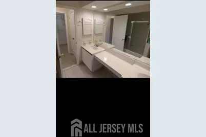 1008 Woodhaven Drive, Edison, NJ 08817 - Photo 4