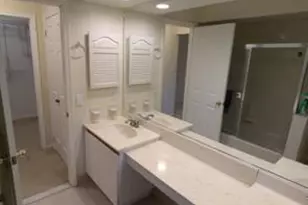 1008 Woodhaven Dr, Edison, NJ 08817 - Photo 4