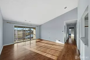 341 Danbury Ln, East Brunswick Township, NJ 08816 - Photo 6