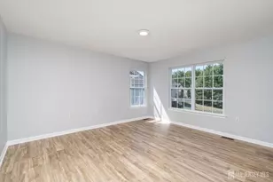 221 Morning Glory Dr, Monroe Township, NJ 08831 - Photo 12