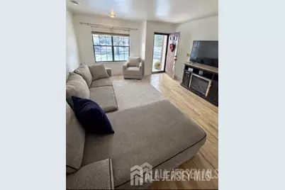 32 Dogwood Drive, Edison, NJ 07820 - Photo 2