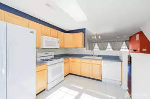 25 Puchala Dr, Sayreville, NJ 08859 - Photo 6