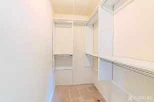 21 York Dr, Edison, NJ 08817 - Photo 14