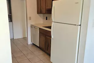 198 Sierra Ct, Woodbridge Township, NJ 07095 - Photo 4