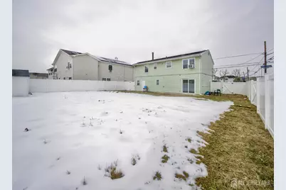 42 Mercer Street, Carteret, NJ 07008 - Photo 6