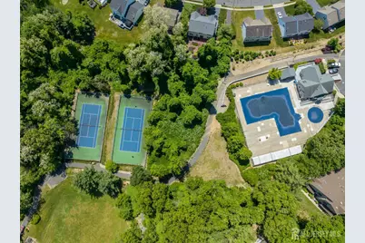 107 Commons Drive, East Brunswick Township, NJ 08816 - Photo 14